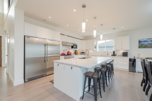 7139 Paulus Crescent, Burnaby, BC 