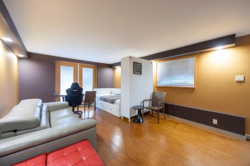 873 Baycrest Drive, North Vancouver, BC 