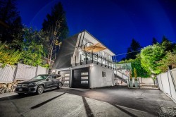 6446 Marine Drive  West Vancouver, BC V7W 2S6