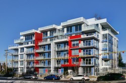 207-677 41st Avenue W Vancouver, BC V5Z 3M4
