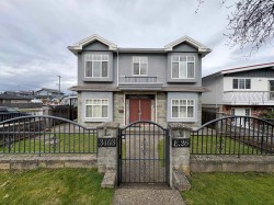 3403 26th Avenue E Vancouver, BC V5R 1M2