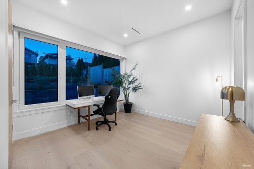 1236 Duchess Avenue, West Vancouver, BC 