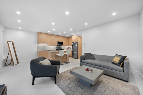 1236 Duchess Avenue, West Vancouver, BC 