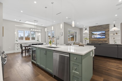 180 Douglas Crescent, Richmond, BC 