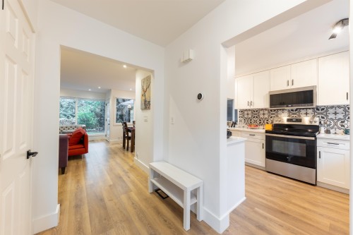 8 Glenmore Drive, West Vancouver, BC 