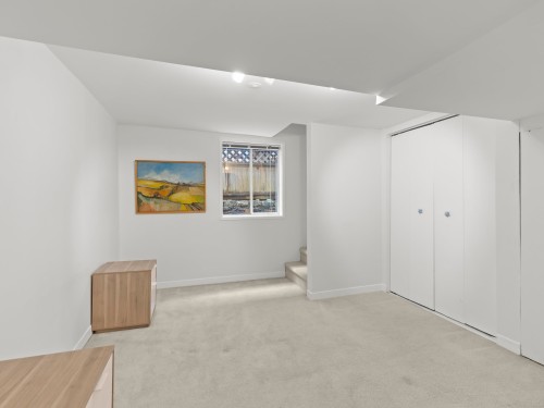 829 14Th Avenue E, Vancouver, BC 