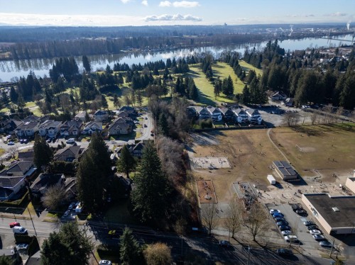 20886 River Road, Maple Ridge, BC 