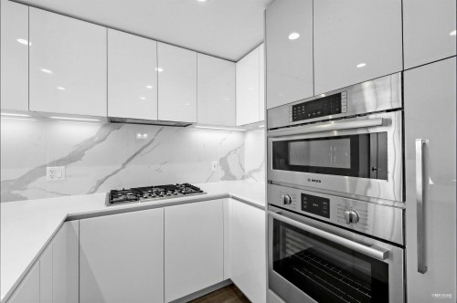 2907-2085 Skyline Court, Burnaby, BC 