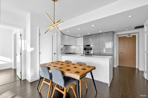 2907-2085 Skyline Court, Burnaby, BC 
