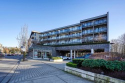 414-725 Marine Drive  North Vancouver, BC V7M 0G2
