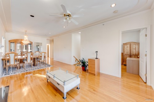 3056 Adanac Street, Vancouver, BC 