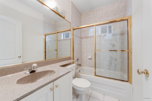 3056 Adanac Street, Vancouver, BC 