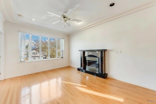 3056 Adanac Street, Vancouver, BC 