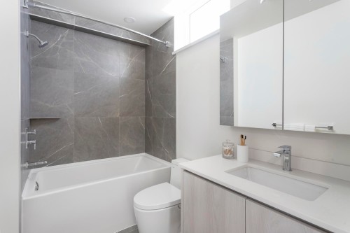 3249 Clive Avenue, Vancouver, BC 