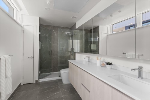 3249 Clive Avenue, Vancouver, BC 