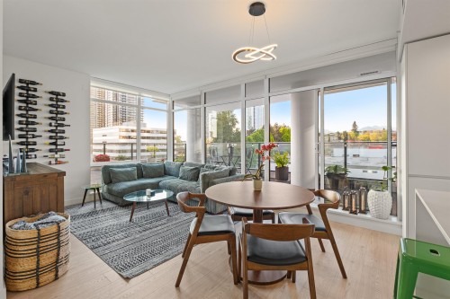 504-2181 Madison Avenue  Burnaby, BC V5C 0N4