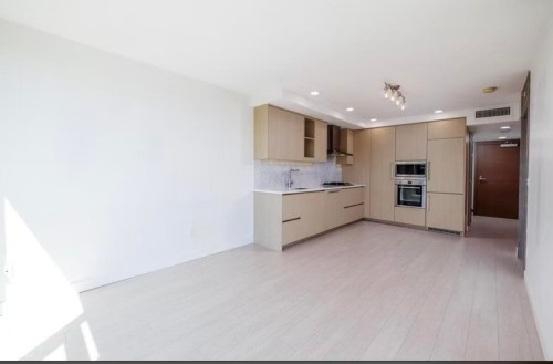 8800 Hazelbridge Way, Richmond, BC 