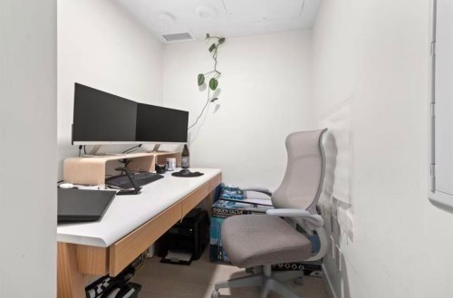 8800 Hazelbridge Way, Richmond, BC 