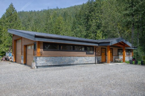 3070 Midnight Way, Squamish, BC 
