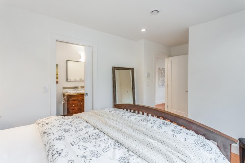 4850 Eton Street, Burnaby, BC 