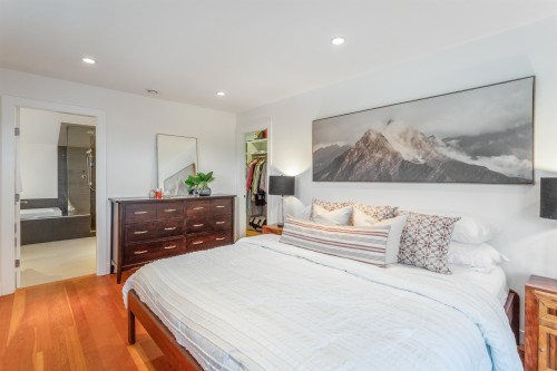 4850 Eton Street, Burnaby, BC 