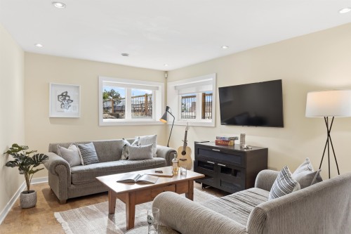 4850 Eton Street, Burnaby, BC 