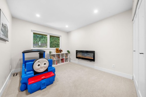 867 Frederick Road, North Vancouver, BC 