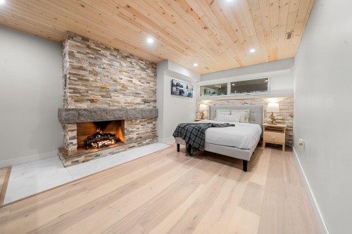 867 Frederick Road, North Vancouver, BC 