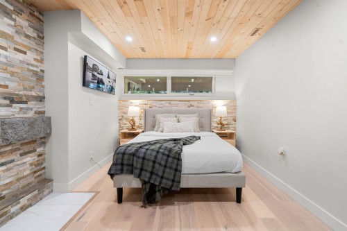 867 Frederick Road, North Vancouver, BC 