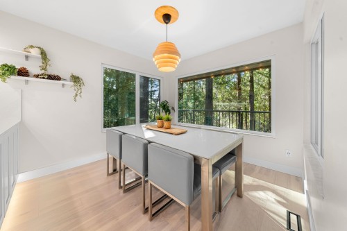 867 Frederick Road, North Vancouver, BC 