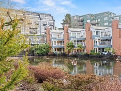 105-1502 Island Park Walk  Vancouver, BC V6H 3Z8