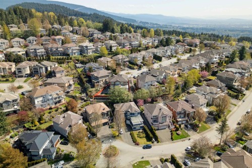 2525 Sapphire Place, Coquitlam, BC 