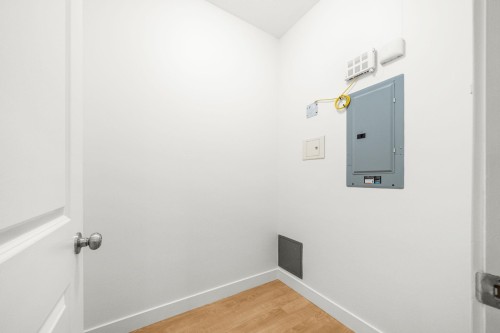 Ph8-688 17Th Avenue E, Vancouver, BC 