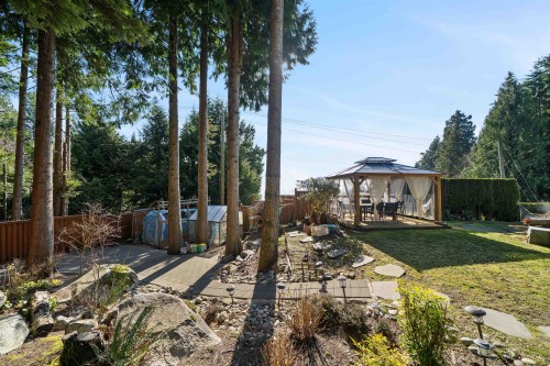 1162 Millstream Road, West Vancouver, BC 