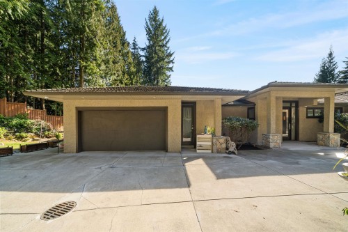 1162 Millstream Road, West Vancouver, BC 