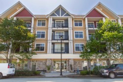 303-1336 Main Street  Squamish, BC V8B 0R2