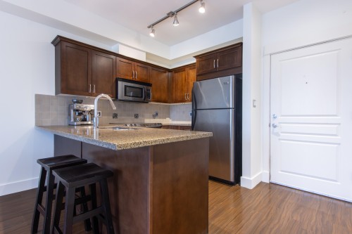 303-1336 Main Street, Squamish, BC 