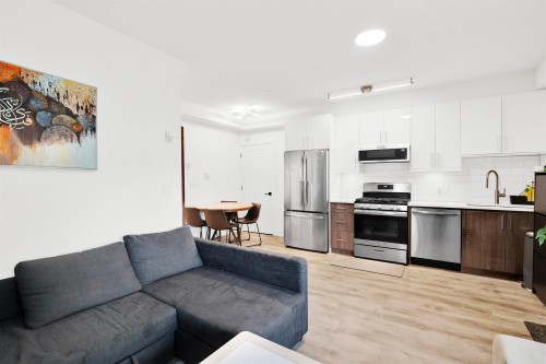 2743 Duke Street, Vancouver, BC 