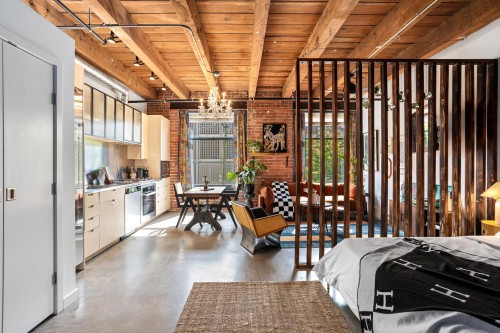 310-55 Cordova Street E Vancouver, BC V6A 0A5