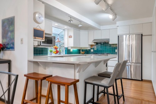 4890 The Dale, West Vancouver, BC 