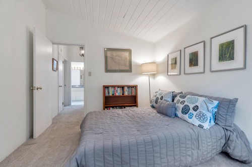 4890 The Dale, West Vancouver, BC 