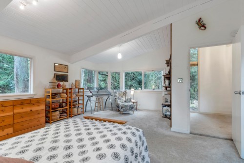 4890 The Dale, West Vancouver, BC 