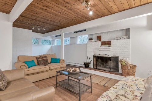 4890 The Dale, West Vancouver, BC 