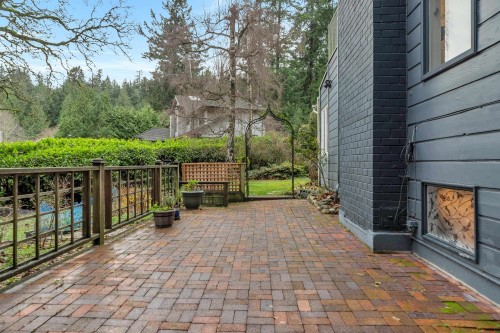 4890 The Dale, West Vancouver, BC 