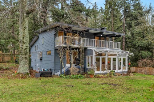 4890 The Dale, West Vancouver, BC 