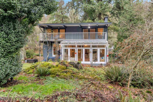 4890 The Dale, West Vancouver, BC 