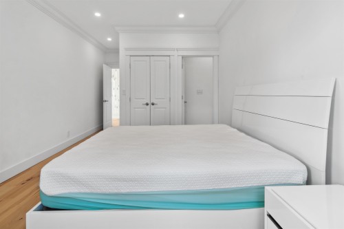 4379 Ross Crescent, West Vancouver, BC 