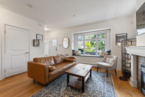 830 10Th Avenue E, Vancouver, BC 