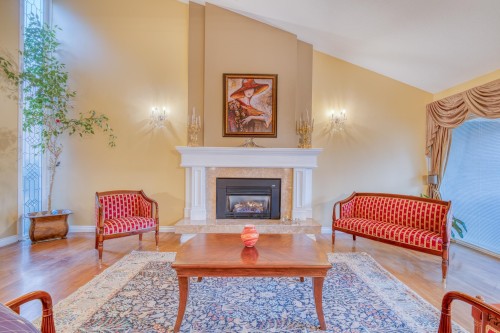 1428 37Th Avenue W, Vancouver, BC 