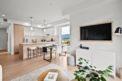 416-150 James Road  Port Moody, BC V3H 2S4